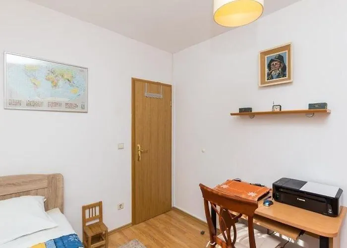 Apartament Jele - Two Bedroom With Balcony And Garden View Mlini